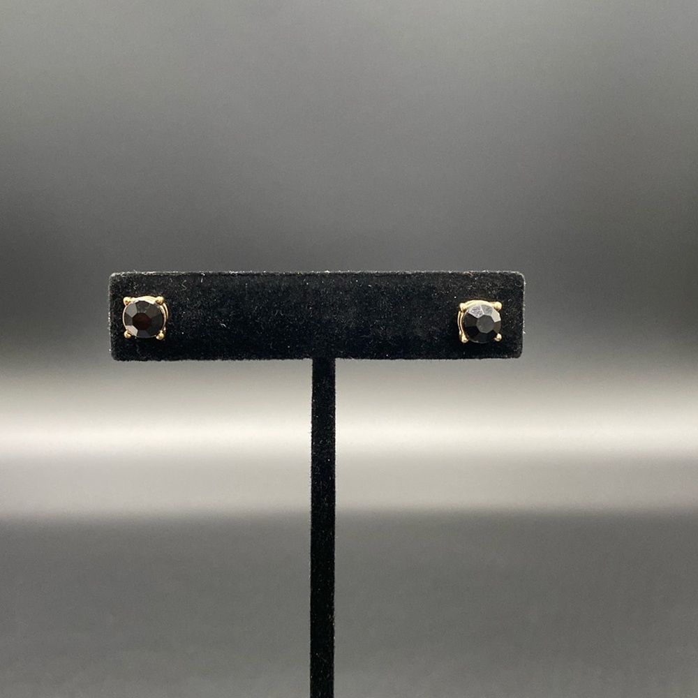 Item 574 Black Stud Earrings